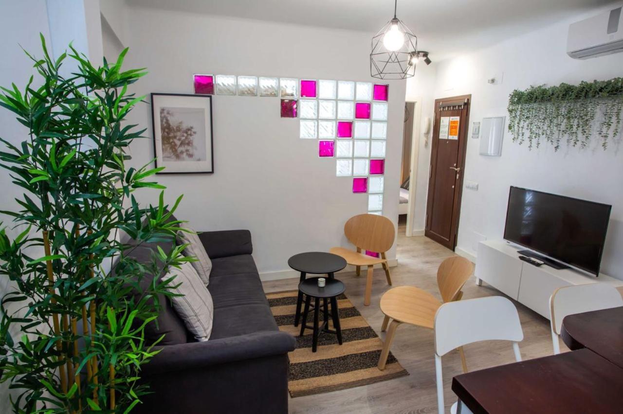 Holidays2Malaga Lagunillas 3 Bedrooms Downtown Local Area 500Mb Free Wifi المظهر الخارجي الصورة
